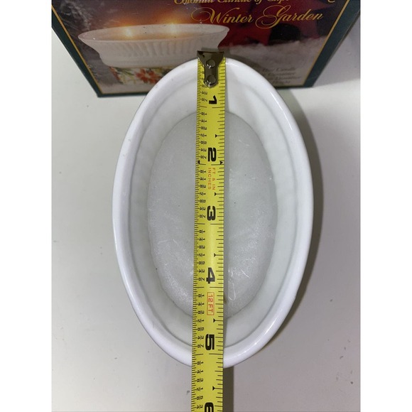 Colonial Candle of Cape Cod Winter Garden Floral Porcelain Gold Trim New In Box - Picture 12 of 13